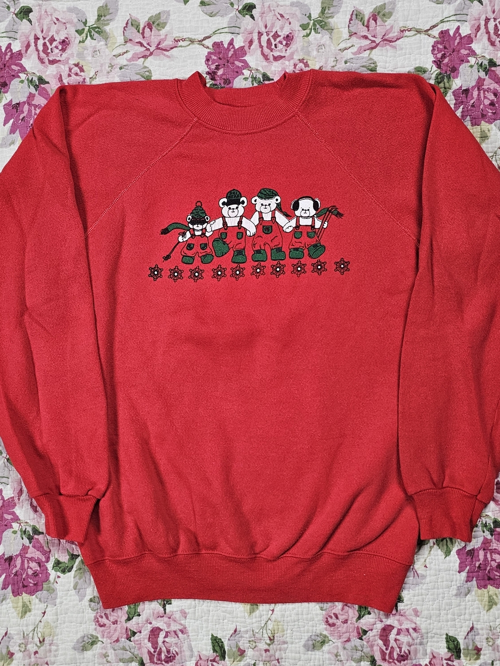 VTG 80s Raglan Hanes Red Crewneck Sweatshirt Winter Teddy Bear M